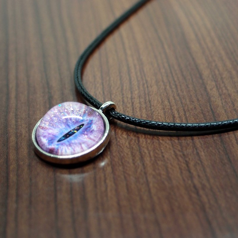 Fox Garden Handmade 20mm Cat Eye Necklace-Violet - Necklaces - Glass Purple