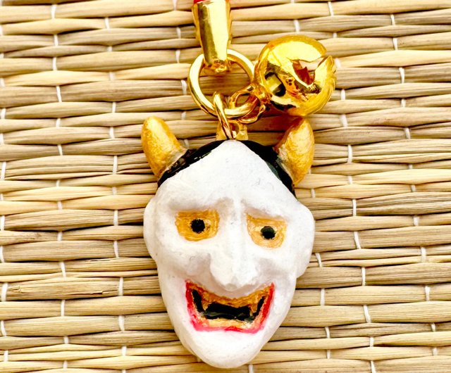 般若　はんにゃ　お面　木彫り　能面　魔除け　壁掛け　厄除け　オブジェ 般若 はんにゃ お面 木彫り 能面 魔除け 壁掛け 厄除け オブジェ