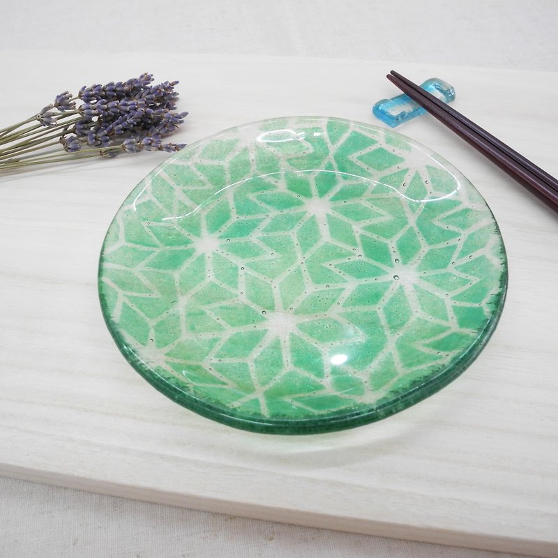 Highlight Also - Kiln Burning Glass Plate / Tile Series - Green - จานเล็ก - แก้ว สีเขียว