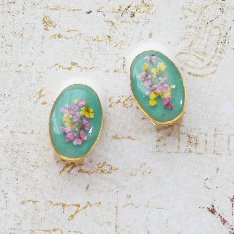 Pressed flower earrings - ต่างหู - เรซิน สีน้ำเงิน