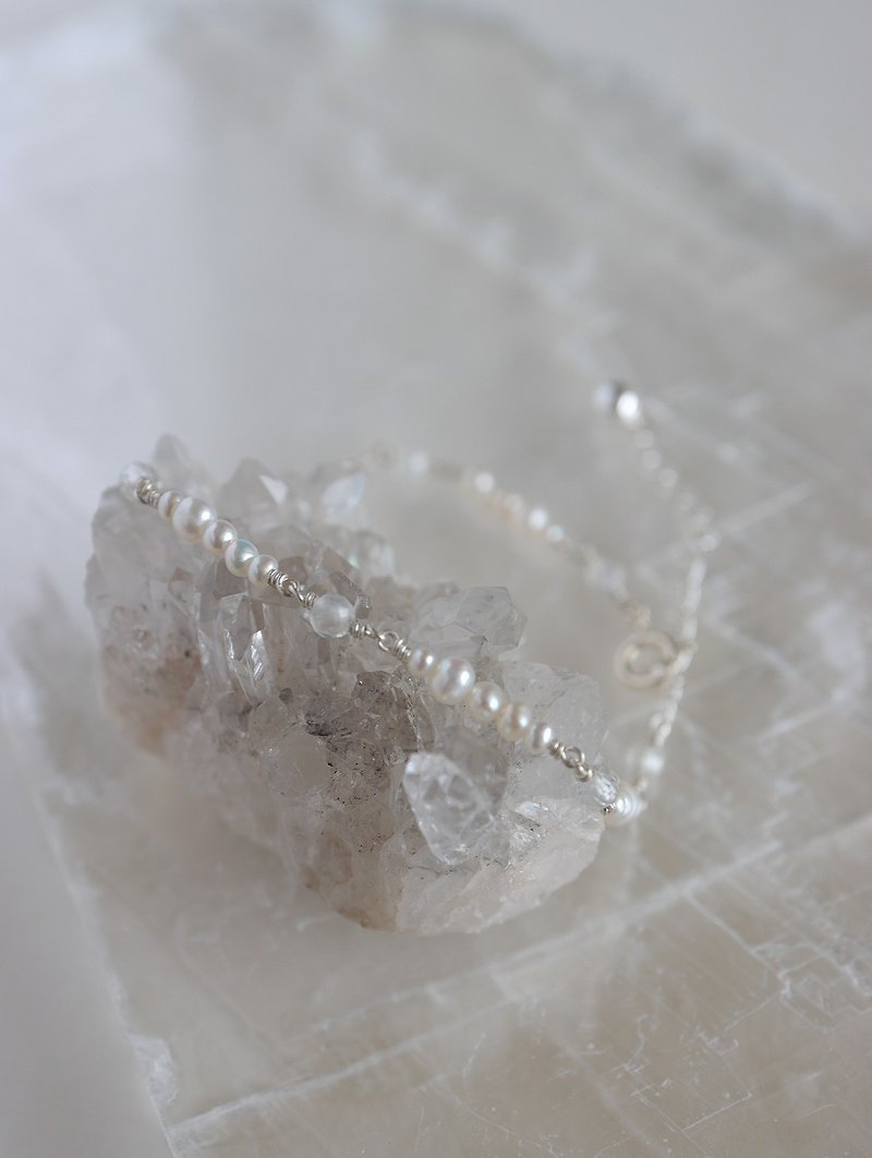 925Silver Moonstone×Pearl Natural Stone Bracelet/Anklet - Bracelets - Gemstone White