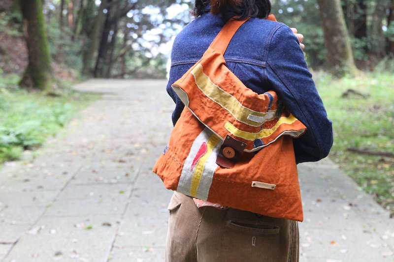 Based on brick color linen. A shoulder bag - Messenger Bags & Sling Bags - Cotton & Hemp Orange
