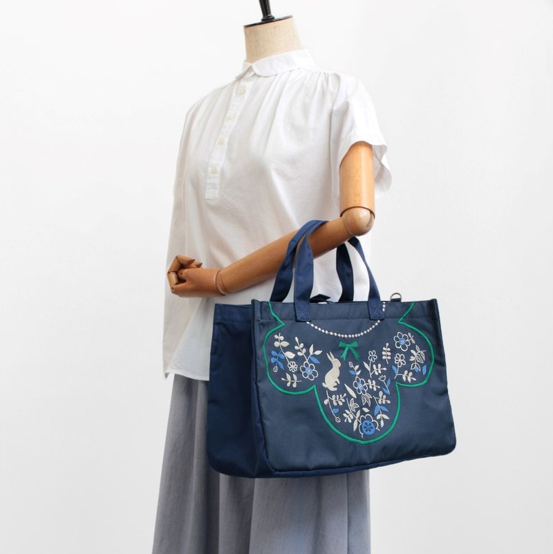 Rabbit Garden Embroidery A4 Tote Bag - กระเป๋าถือ - ไนลอน สีน้ำเงิน