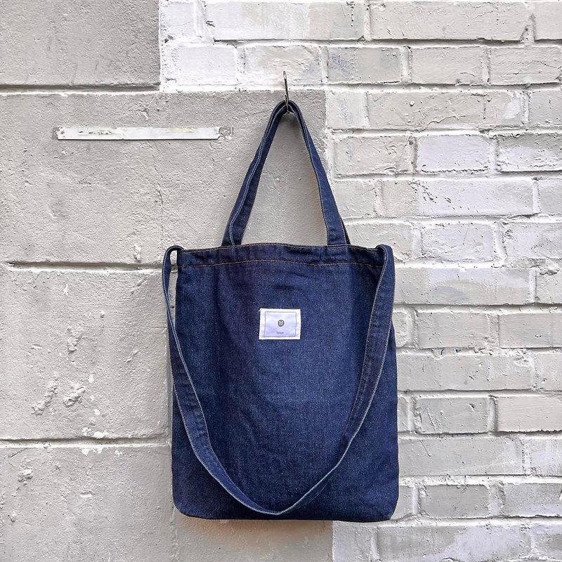 【MINI LIFE】plain denim zipper dual-use bag/handbag/crossbody bag/side backpack-two colors in total - กระเป๋าแมสเซนเจอร์ - ผ้าฝ้าย/ผ้าลินิน สีน้ำเงิน