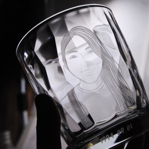 MSA玻璃雕刻 390cc【長髮美女鑽石杯】(寫實版) 女朋友畫像客製玻璃杯刻字肖像