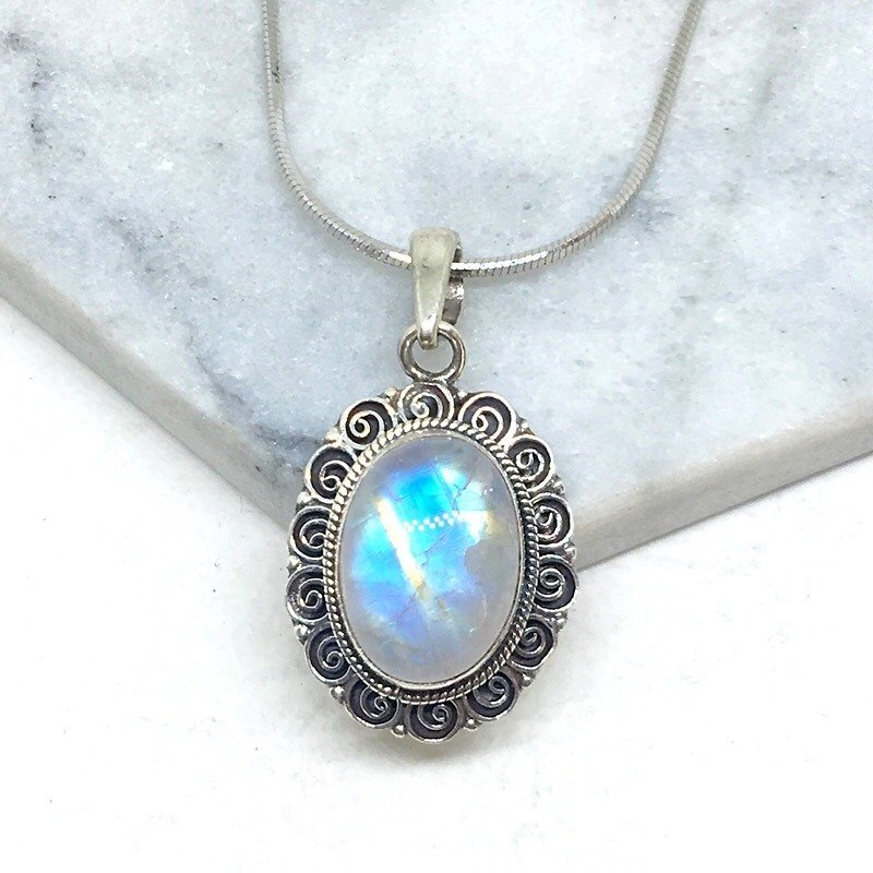 Moonlight stone 925 sterling silver rotating lace design necklace Nepal handmade mosaic production - Necklaces - Gemstone Blue