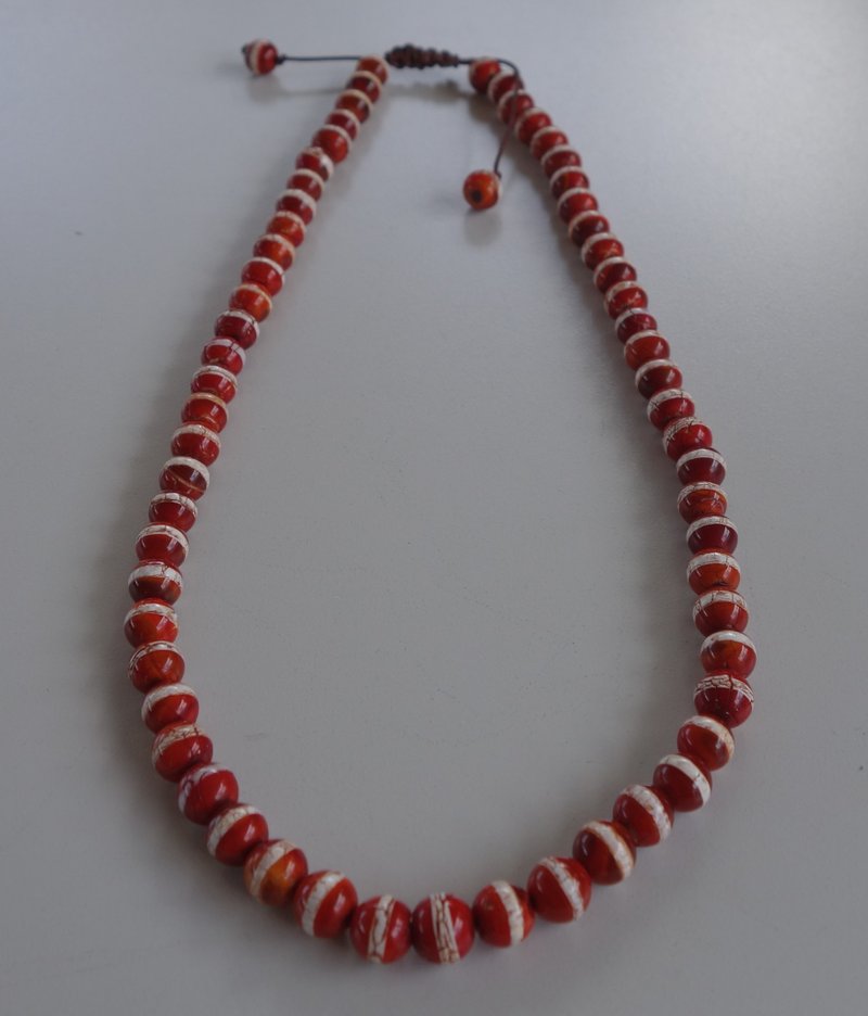 Red line pharmacist bead necklace 8mm Dzi beads pharmacist beads fire offering Dzi beads 63 carnelian old Dzi beads - Long Necklaces - Jade Multicolor