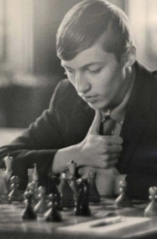 Karpov. Анатолий Карпов шахматист. Карпов Анатолий Евгеньевич. Анатолий Карпов шахматы. Анатолий Карпов в молодости.