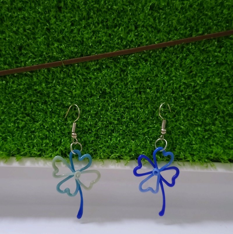 Clover earrings dazzling dyeing series one - Earrings & Clip-ons - Eco-Friendly Materials Multicolor