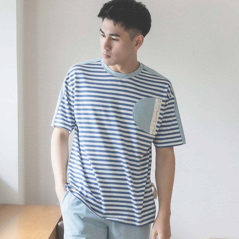 UMORFIL Collagen Splicing Pocket Horizontal Pattern Short Sleeve Men's Homewear/Pajamas/Homewear-Twist Blue - ชุดนอน/ชุดอยู่บ้าน - ผ้าฝ้าย/ผ้าลินิน สีน้ำเงิน