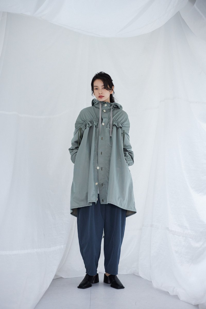 Drawstring Square Coat / Slate Green - เสื้อผู้หญิง - เส้นใยสังเคราะห์ สีเขียว