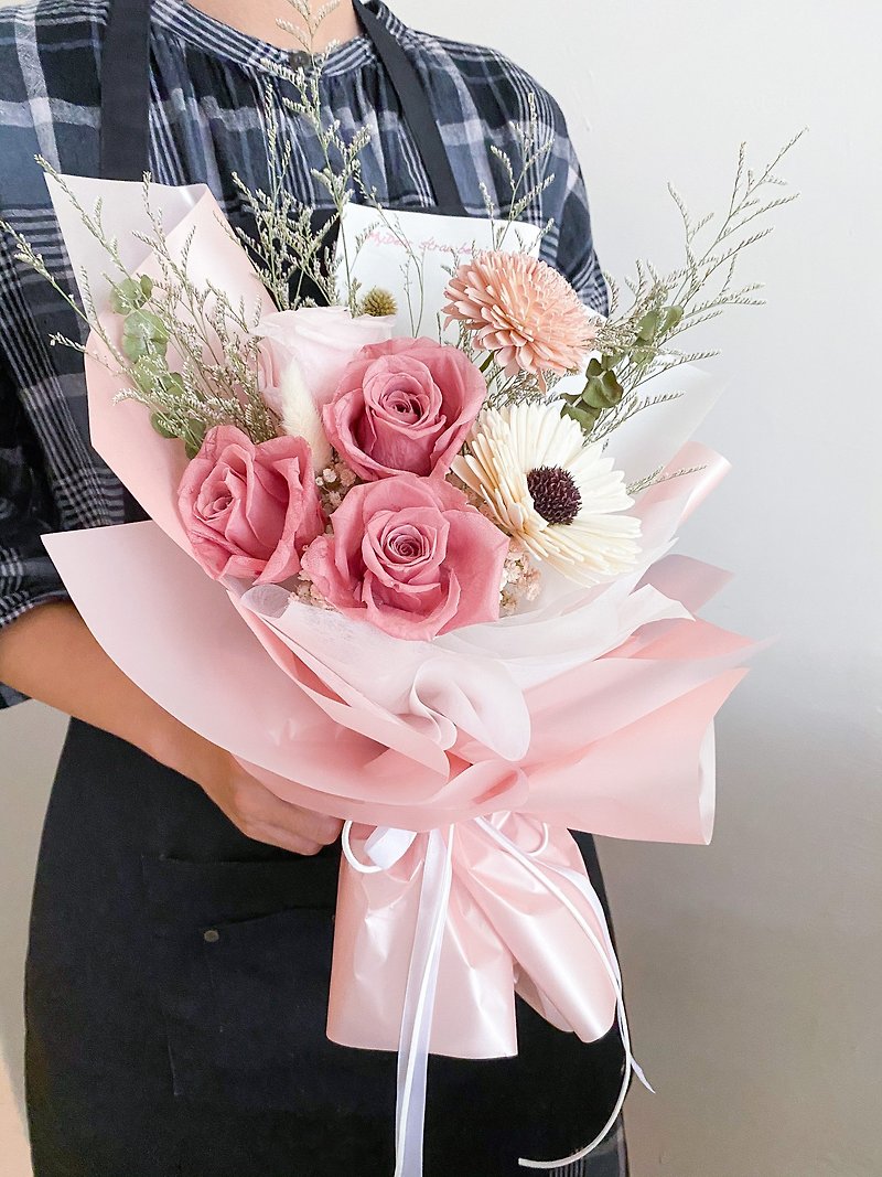 【Flower Birthday Gift】Princess Anna Immortal Rose Diffuser Bouquet (Free 5ml Fragrance Oil) - ช่อดอกไม้แห้ง - พืช/ดอกไม้ สึชมพู