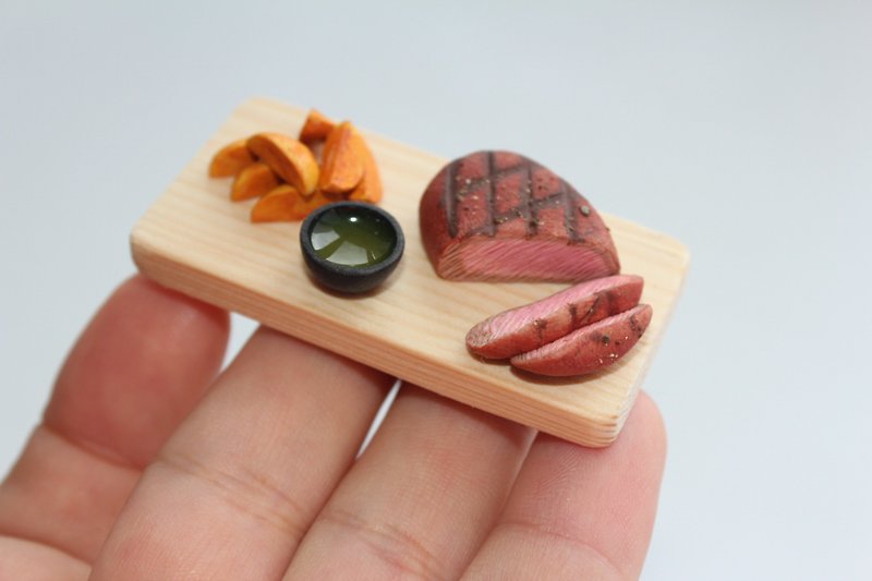 Miniature meat Dollhouse groceries Tiny food Dollhouse food - 滿月禮物 - 塑膠 咖啡色