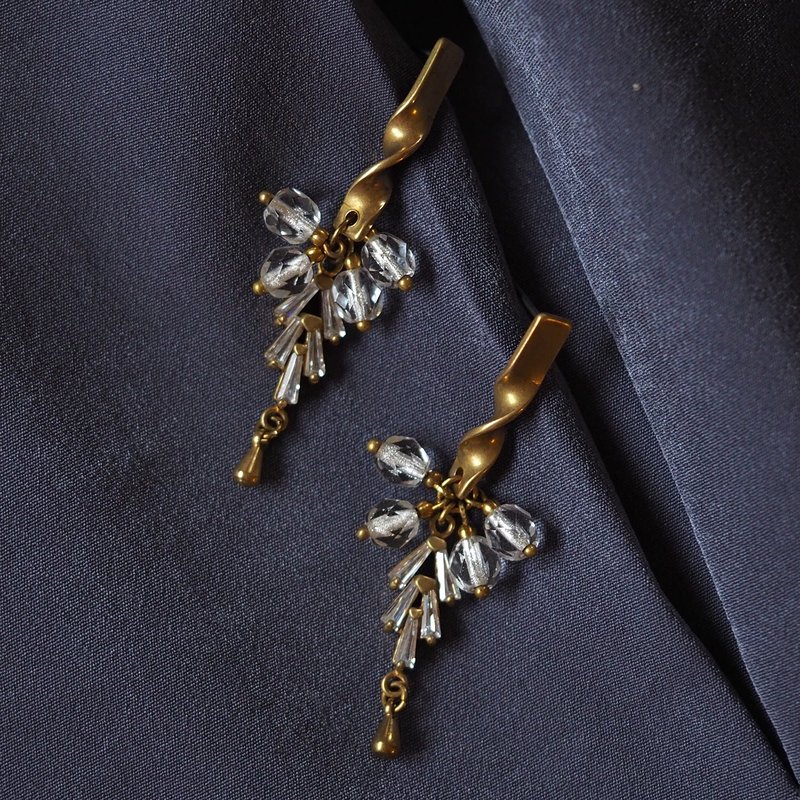 復古水晶吊燈 黃銅耳環 - 耳環/耳夾/耳骨夾 - 其他金屬 金色