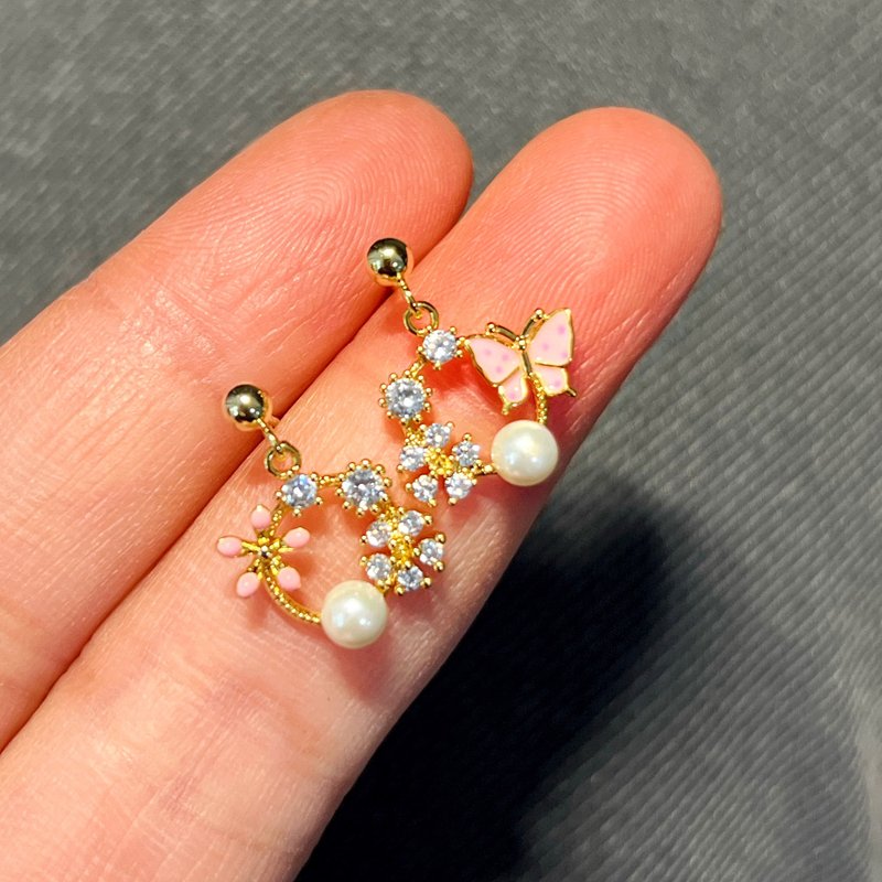 Hi Onion 回饋款 小眾花朵蝴蝶精緻優雅不對稱耳釘耳夾適合春天 - 耳環/耳夾/耳骨夾 - 其他材質 