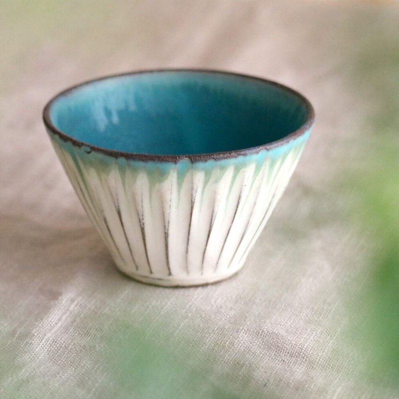 Takatori ware  Turkey blue shinogi small bowl  free cup  9.5cm  Rokuroan  potter