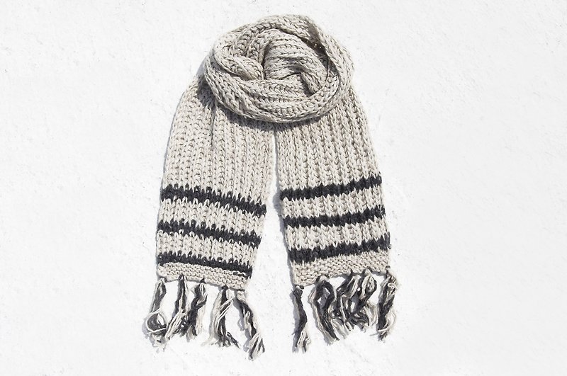 Christmas gift limited edition hand-woven pure wool scarves / knitted scarves / hand-woven striped scarves / hand-knitted scarves (made in nepal) - Plain stripes gray - ผ้าพันคอ - ขนแกะ สีเทา