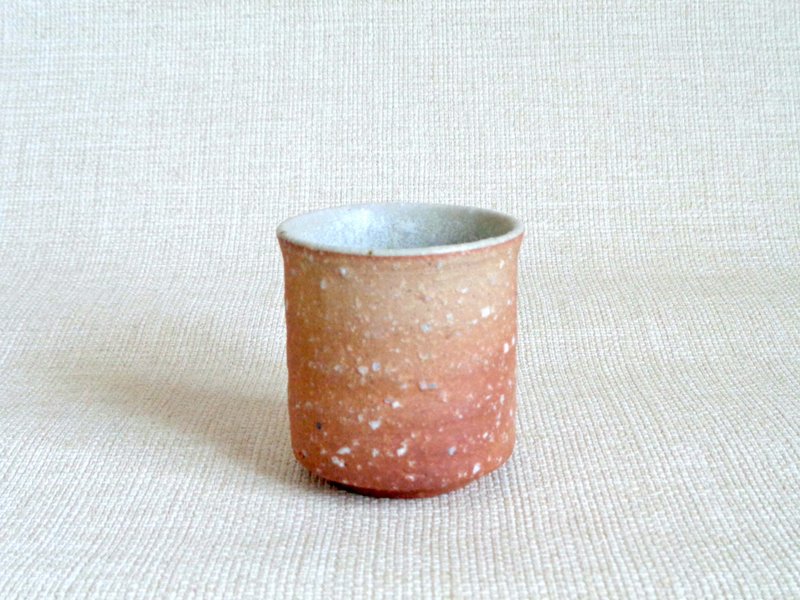 湯のみ 緋色1-b - 茶壺/茶杯/茶具 - 陶 橘色