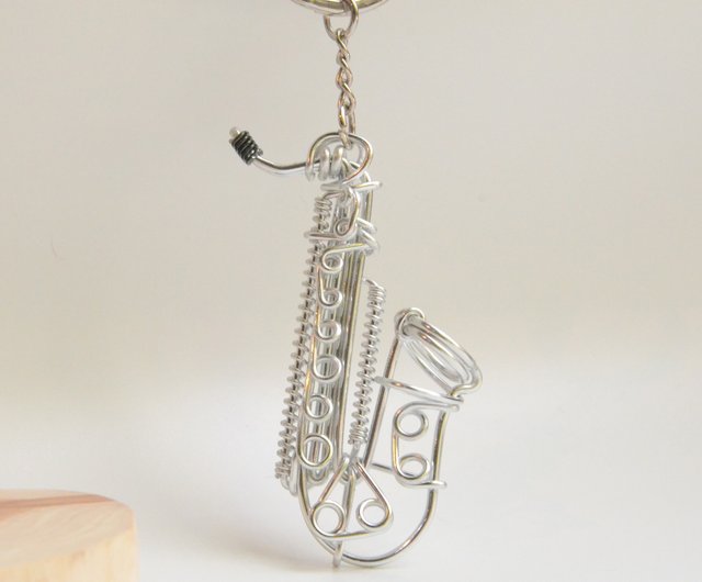 JewelryBund Vintage Saxophone Pendant Key Chain/ Key Accessories