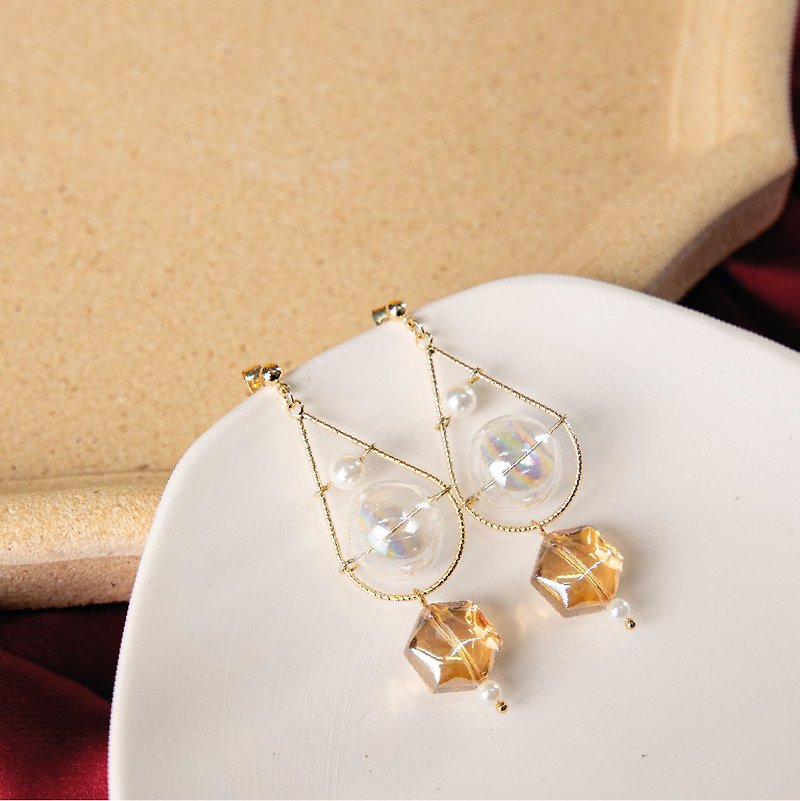 香檳色六角星琉璃珠 水滴造型耳環 - 耳環/耳夾 - 其他材質 金色
