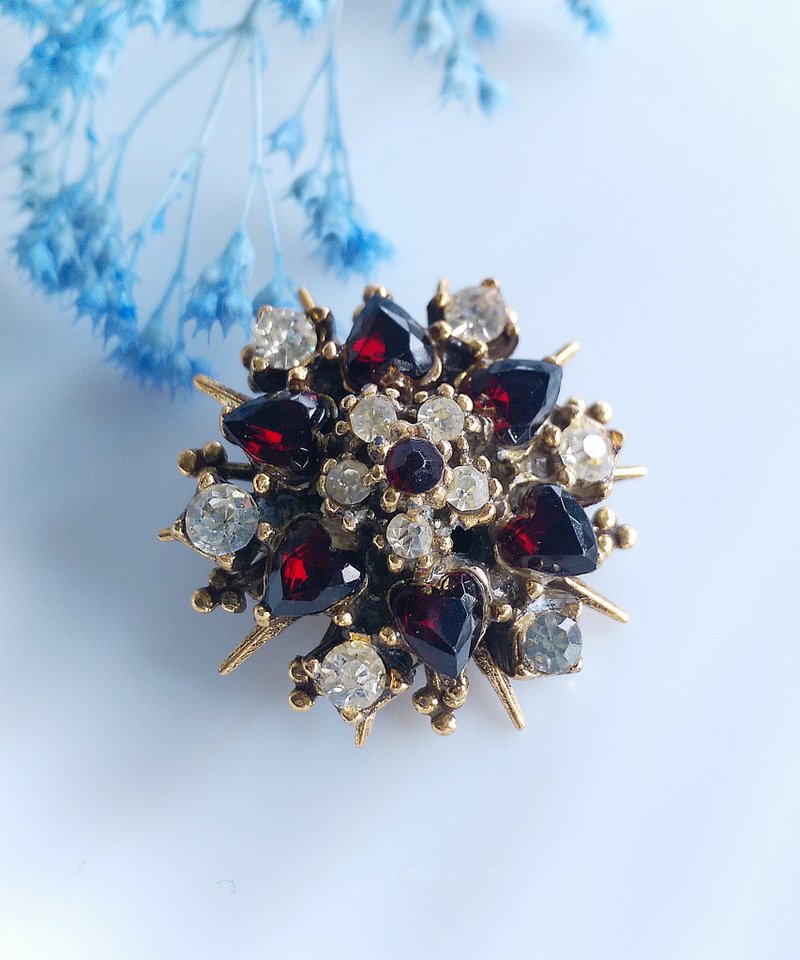 Vintage Jewelry 西洋古董飾品 小巧 優雅繁複 愛心花形 別針 - 徽章/別針 - 其他金屬 金色