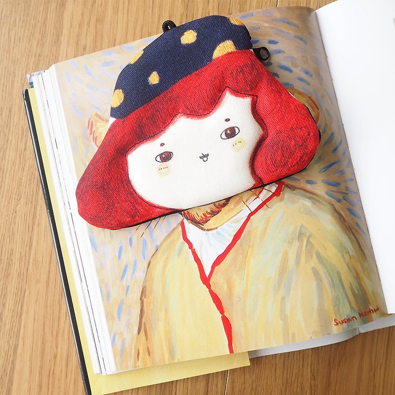 Miss buns with a painter hat, change bag, small storage bag - กระเป๋าใส่เหรียญ - ผ้าฝ้าย/ผ้าลินิน สีแดง
