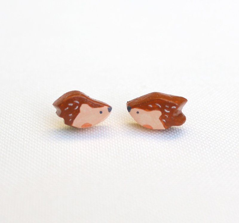 Small hedgehog earrings / adjustable ear clip - Earrings & Clip-ons - Clay Brown