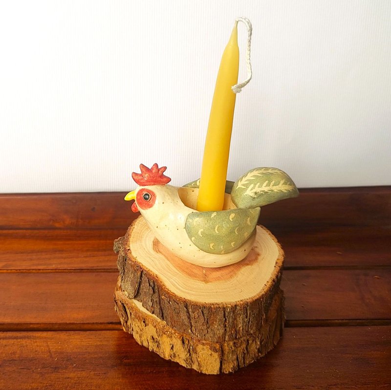 Handcrafted chicken pottery candle pedestal - เทียน/เชิงเทียน - ดินเผา 