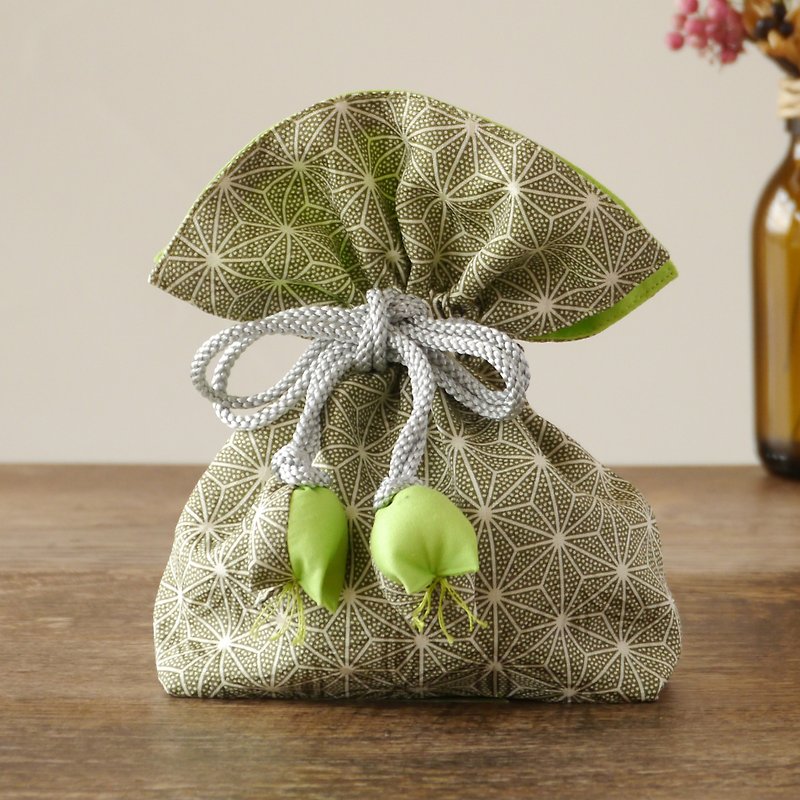 Happy purse FUGURO Hemp leaf sentence - กระเป๋าเครื่องสำอาง - ผ้าฝ้าย/ผ้าลินิน สีเขียว