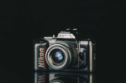 Nikon ニコン F-401s & AF NIKKOR 35-70mm セット Nikon F-401 AF + 35-70mm f3.3-4.5 (#2573) - OldCamsByJens