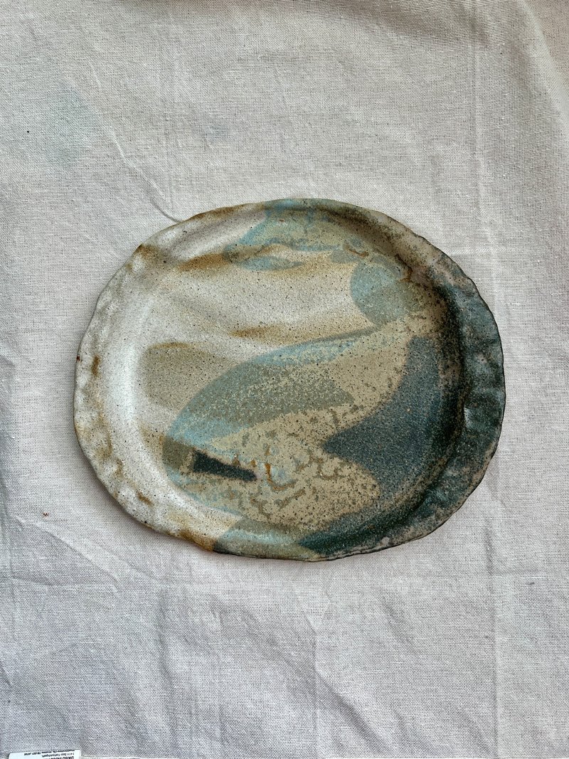 青青山 粗面陶盤 22x18.9x2.2cm - 盤子/餐盤/盤架 - 陶 