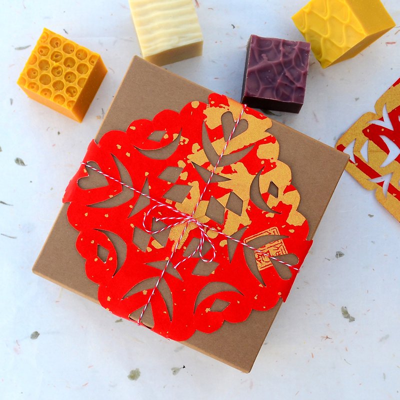Ji Nian Gift Box Handmade Soap - Soap - Plants & Flowers Red