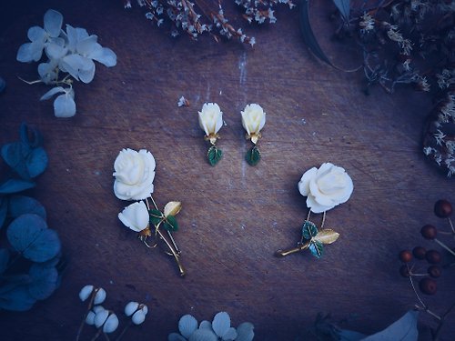 荏苒 - Vintage Jewelry 古董珠寶飾品 WELLS 含苞白玫瑰翡翠葉套組- 胸針耳環-美國古董首飾