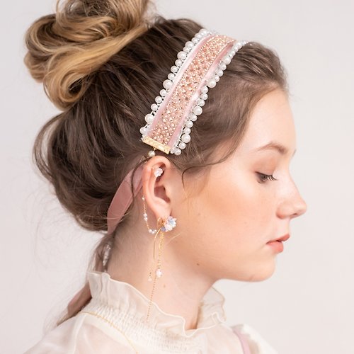 PAMYCARIE AURORA: 粉雪珍珠寶石髮帶 - 手工飾品