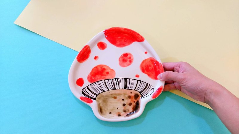 生日情人節新居落成禮物 手工製作造型香菇盤  點心水果盤 - 小碟/醬油碟 - 瓷 多色