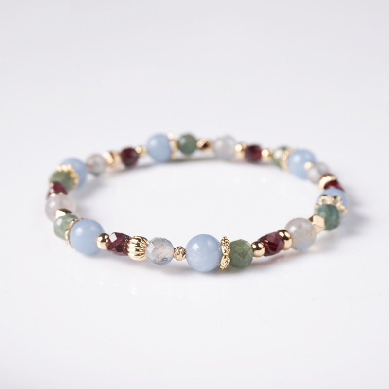 Valley Echo // Stone Labradorite Green Stone Stone Crystal Bracelet/Inner Healing - สร้อยข้อมือ - คริสตัล สีน้ำเงิน