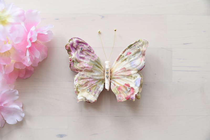 Butterfly Hairpin Beige Flower - Hair Accessories - Cotton & Hemp 