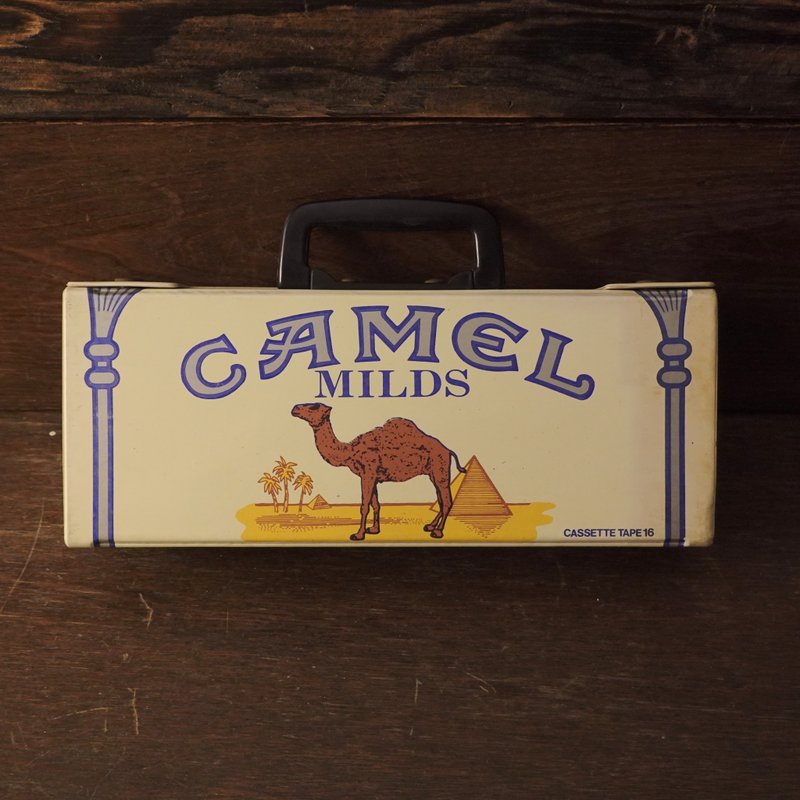 Early CAMEL MILD Camel brand cigarette portable cassette storage box Showa retro ornaments - กล่องเก็บของ - พลาสติก หลากหลายสี