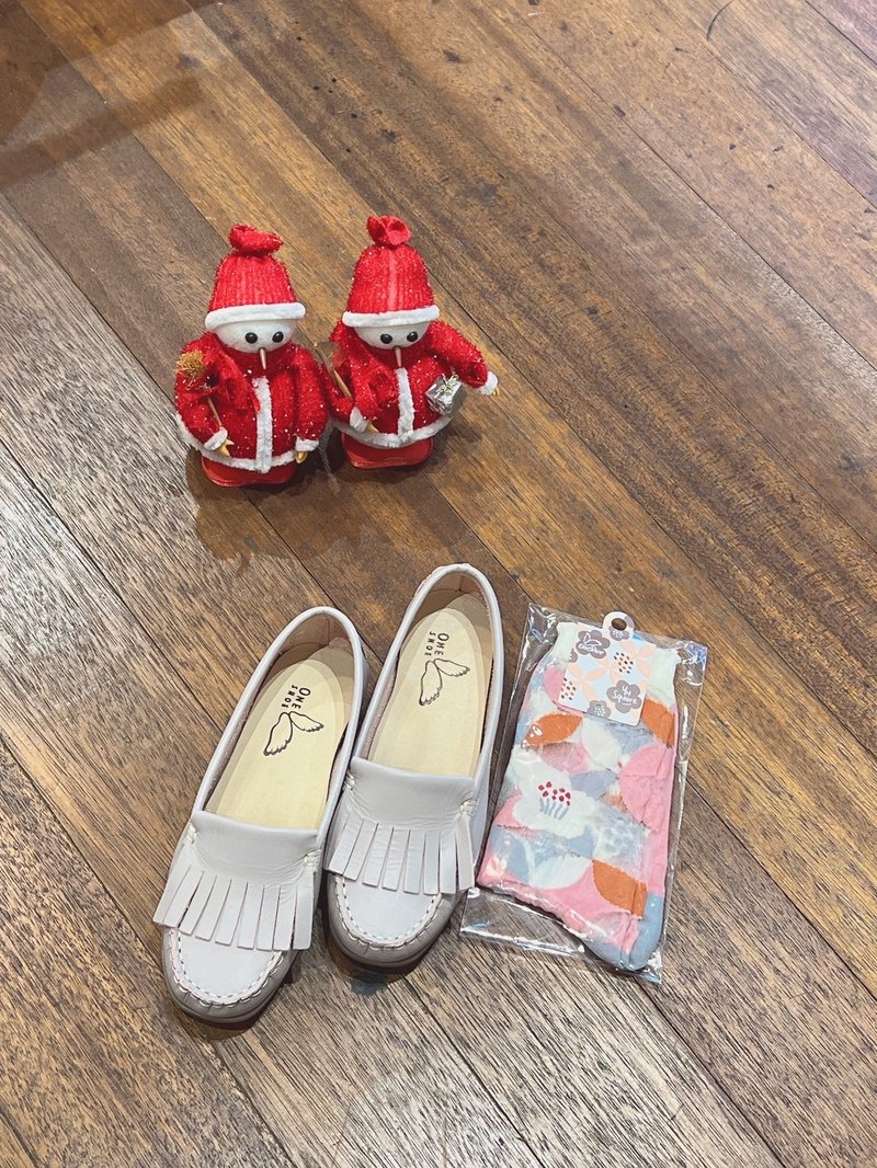 Complete Your Look: Limited-time Lucky Bag - Shoes and Socks Together. Genuine Leather Driving Mocs with Sheer or Cotton Socks. - Other Women's Shoes - วัสดุอื่นๆ 