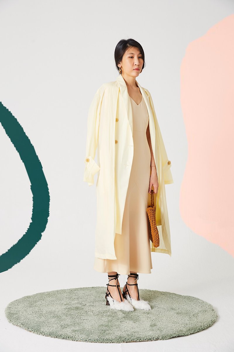 Two different material editingTrench Coat - Women's Blazers & Trench Coats - Other Materials 