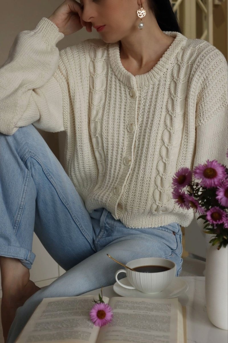 Cable knit sweater White knit sweater Knit cardigan for women - 女毛衣/針織衫 - 羊毛 