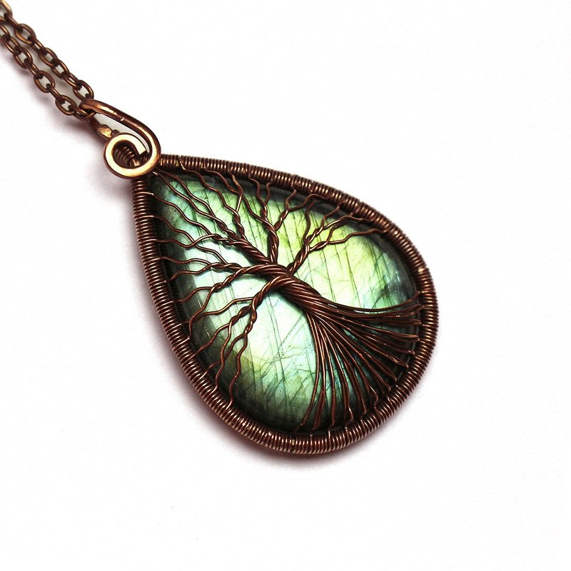 Large Labradorite Pendant Copper Tree Of Life Jewelry Handmade Crystal Necklace - สร้อยคอ - เครื่องประดับพลอย สีเขียว