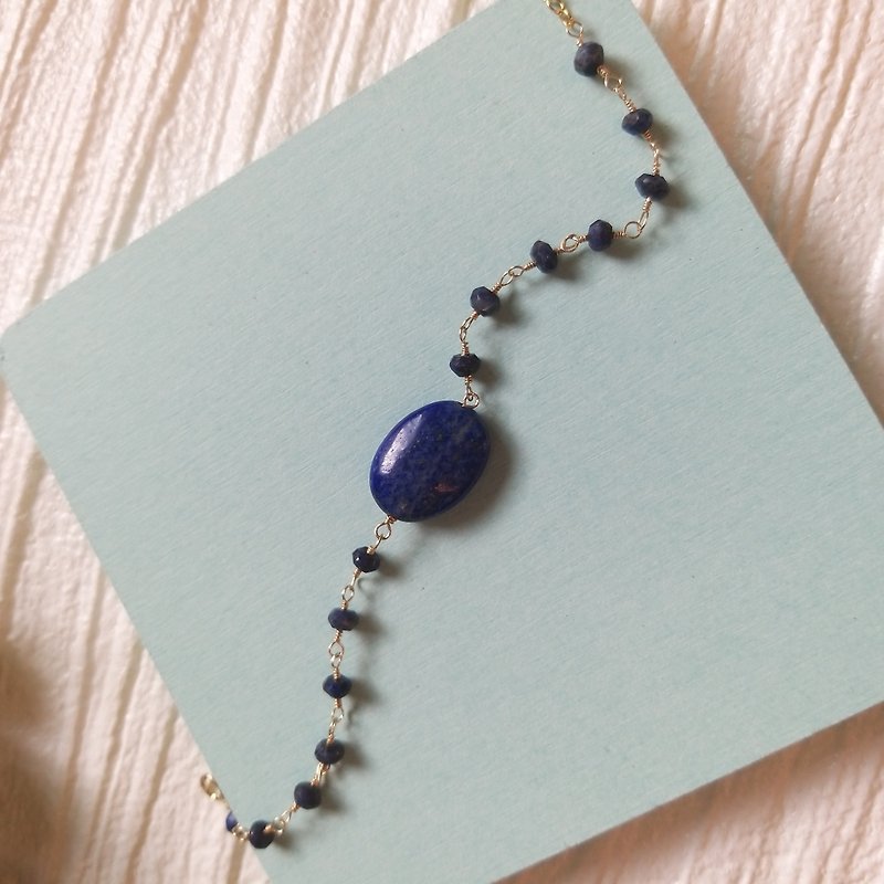 Gem Bizarre: Lapis Lazuli 14kgf wire wrap Bracelet(december birthstone/handmade) - Bracelets - Semi-Precious Stones Blue
