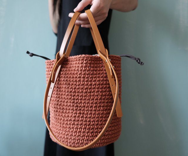 Bucket Bag from Handwoven Straw and Leather in Mix Black Green Orange /  Chaksarn - Shop Chaksarn Handbags & Totes - Pinkoi