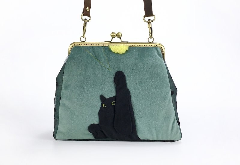 เส้นใยสังเคราะห์ กระเป๋าแมสเซนเจอร์ สีเขียว - Black Cat  crossbody bag shoulder bag framebag deep green