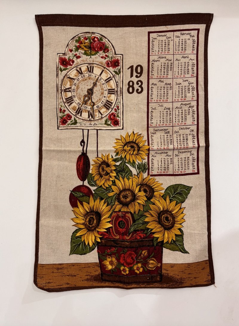 1983 Early American Vintage Cloth Tea Towel Collection - Doorway Curtains & Door Signs - Cotton & Hemp Multicolor