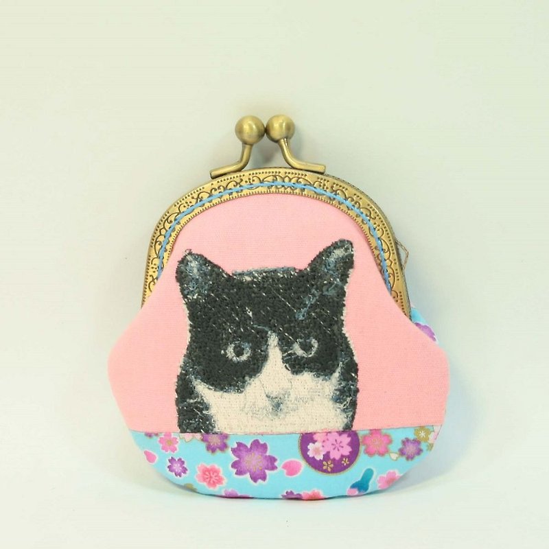 Embroidery 8.5cm mouth gold coin purse 30-black and white cat - Coin Purses - Cotton & Hemp Pink
