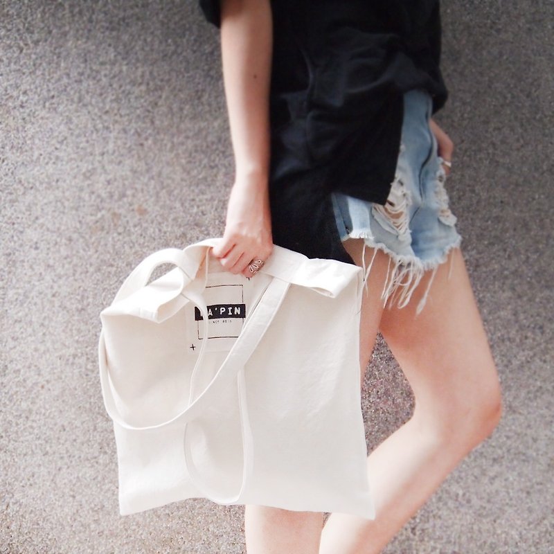 Cross Press Classic Logo - Canvas Tote Single Back - Messenger Bags & Sling Bags - Cotton & Hemp White