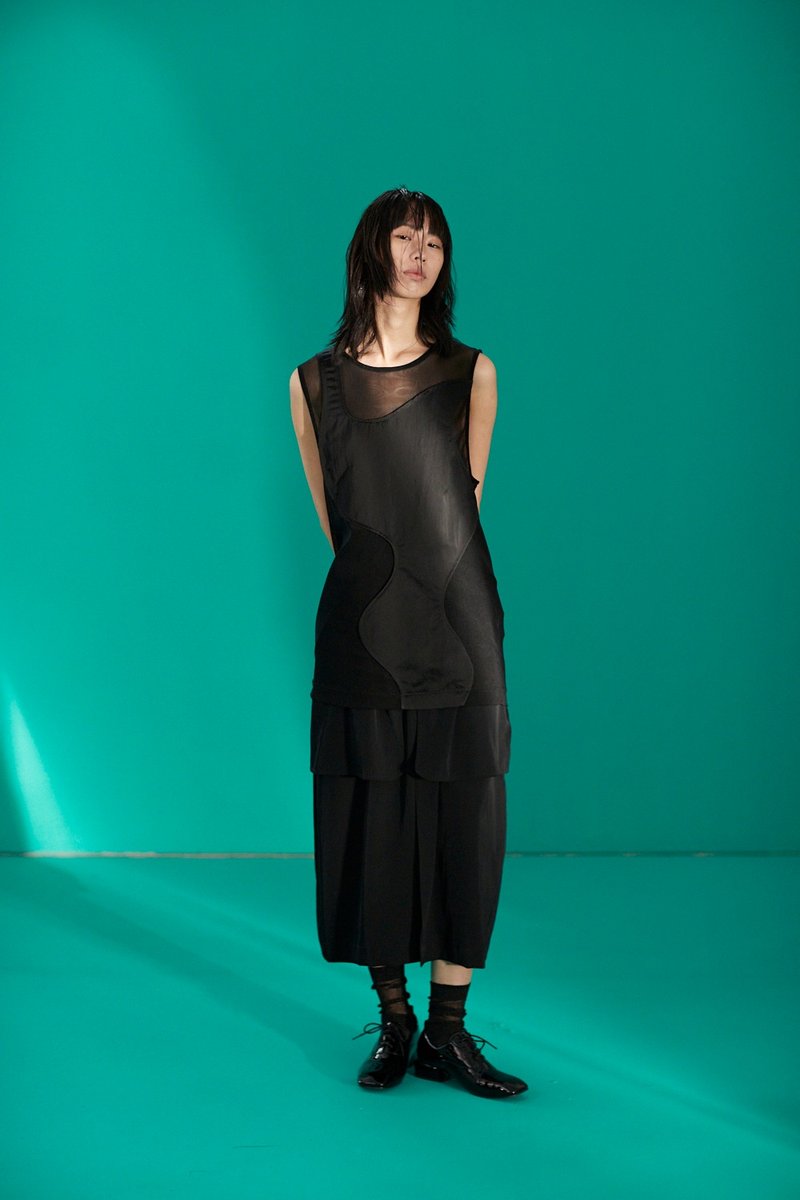 Semi-elastic pocket panel skirt - กระโปรง - วัสดุอื่นๆ 