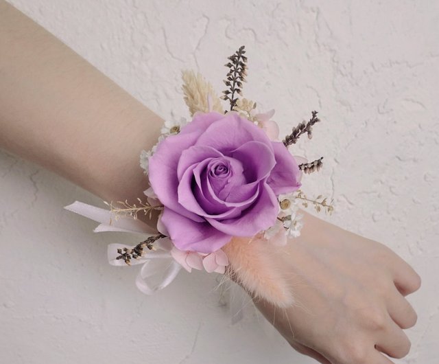 Wedding/bridal/preserved flowers/wrist flowers/wedding gifts/bridesmaid  gifts/wedding favors - Shop huayiflowerdesign Corsages - Pinkoi